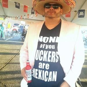 Meet your Posher, Carlos